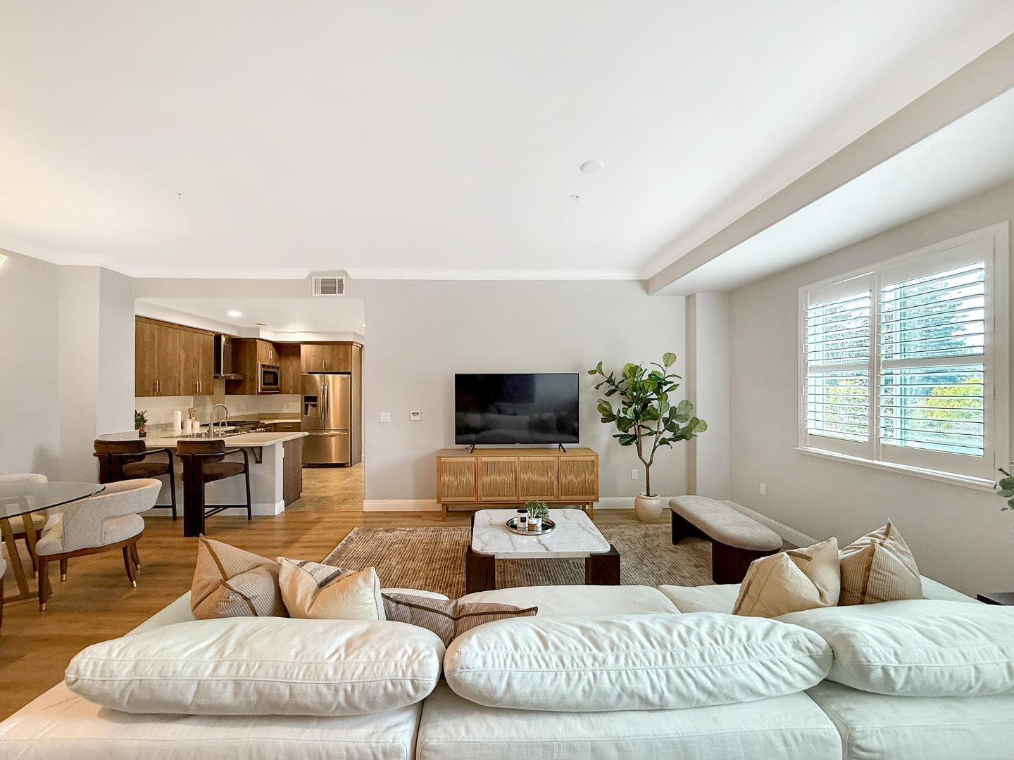 Detail Gallery Image 8 of 45 For 538 S Mathilda Ave #301,  Sunnyvale,  CA 94086 - 3 Beds | 2 Baths