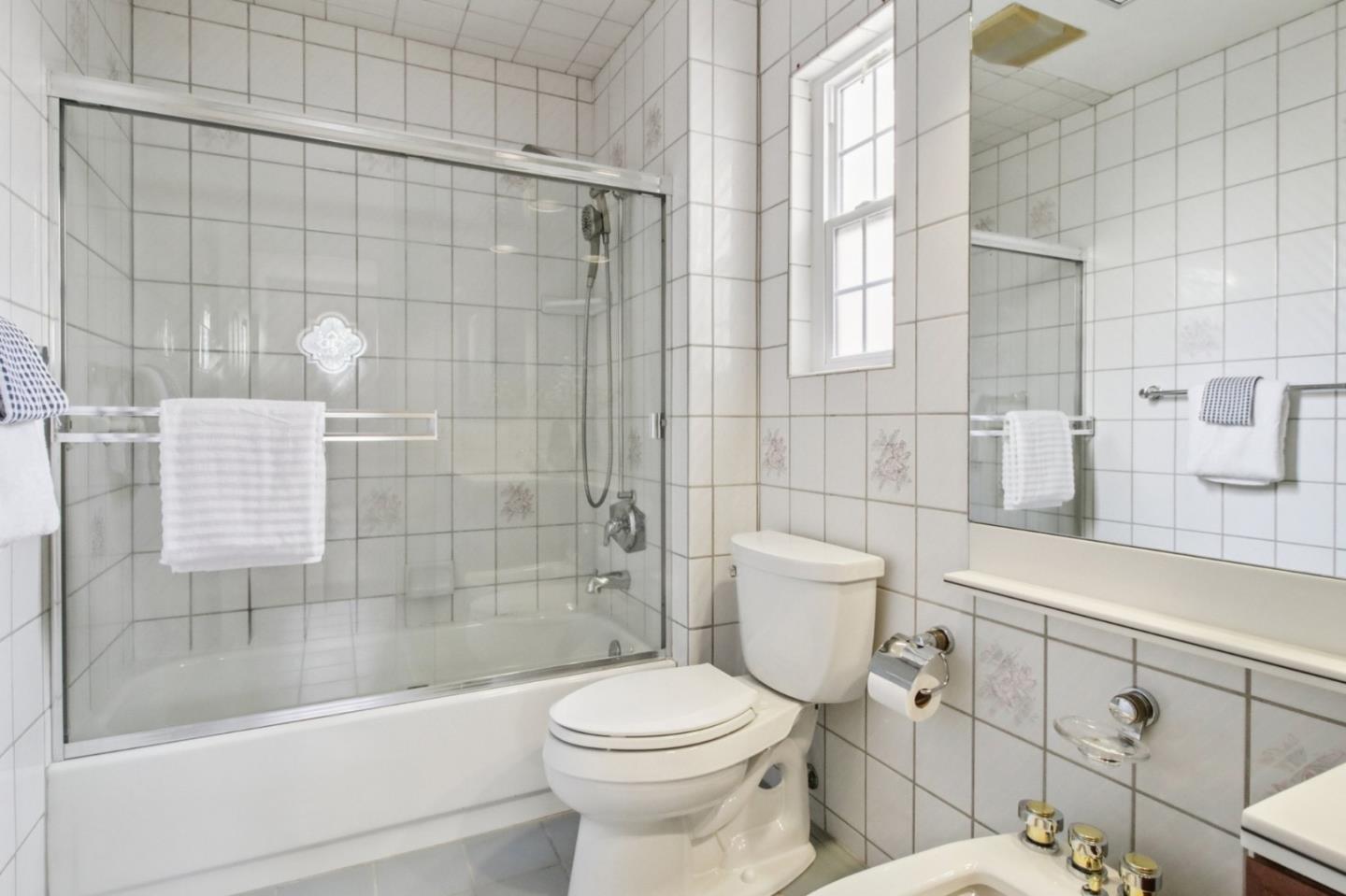 Detail Gallery Image 31 of 50 For 800 Rebecca Privada, Mountain View,  CA 94040 - 3 Beds | 2/1 Baths