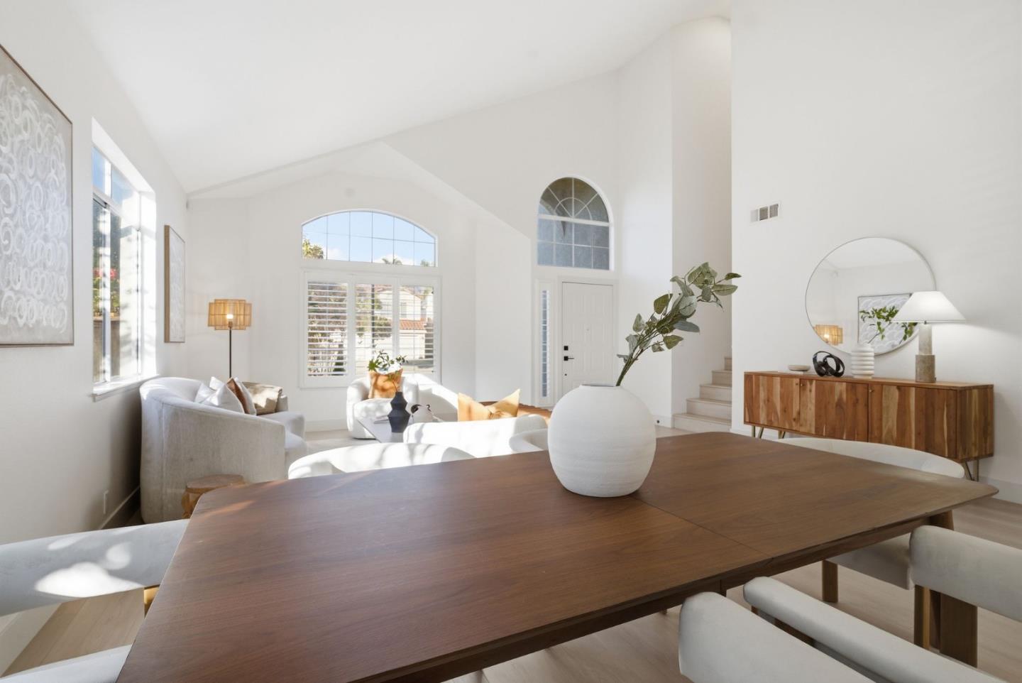 Detail Gallery Image 16 of 46 For 2516 Monte Lindo Ct, San Jose,  CA 95121 - 5 Beds | 3 Baths