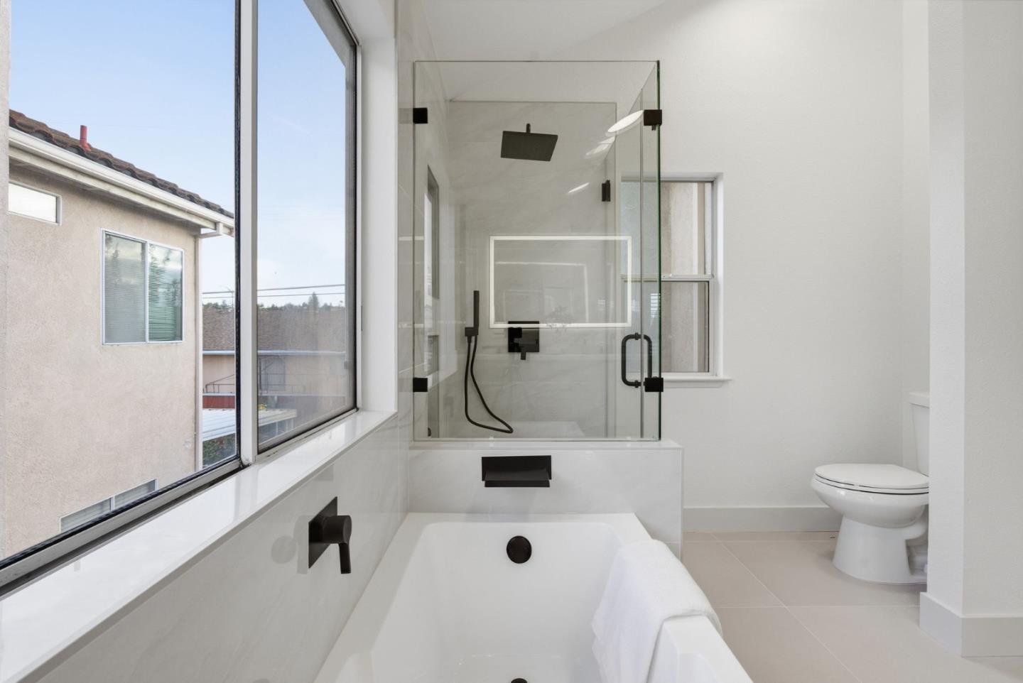 Detail Gallery Image 36 of 46 For 2516 Monte Lindo Ct, San Jose,  CA 95121 - 5 Beds | 3 Baths