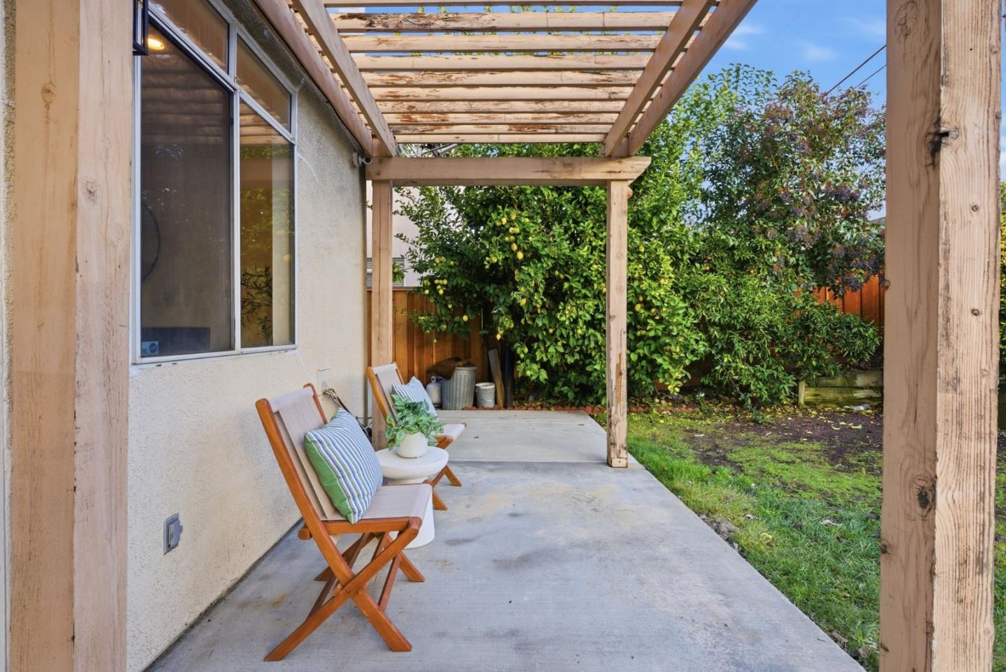 Detail Gallery Image 38 of 46 For 2516 Monte Lindo Ct, San Jose,  CA 95121 - 5 Beds | 3 Baths