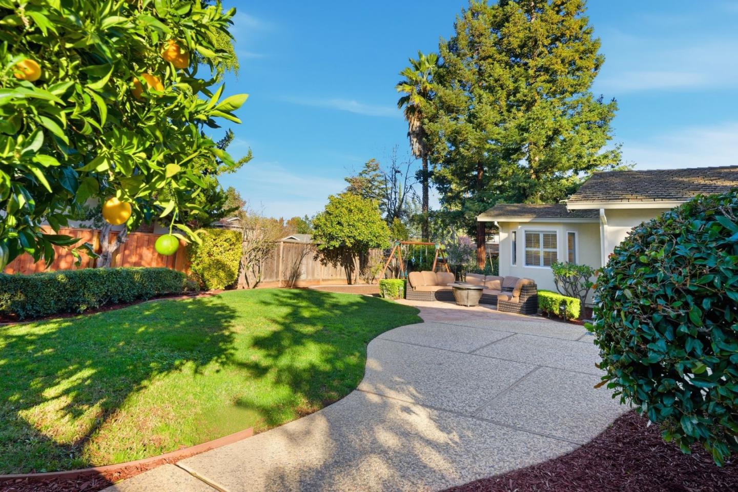 Detail Gallery Image 42 of 46 For 1115 Covington Rd, Los Altos,  CA 94024 - 4 Beds | 3 Baths