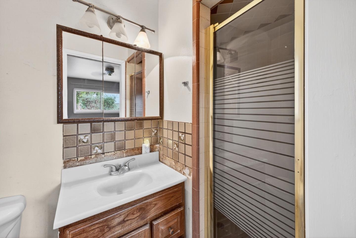 Detail Gallery Image 27 of 37 For 14705 E Hills Dr, San Jose,  CA 95127 - 3 Beds | 2 Baths