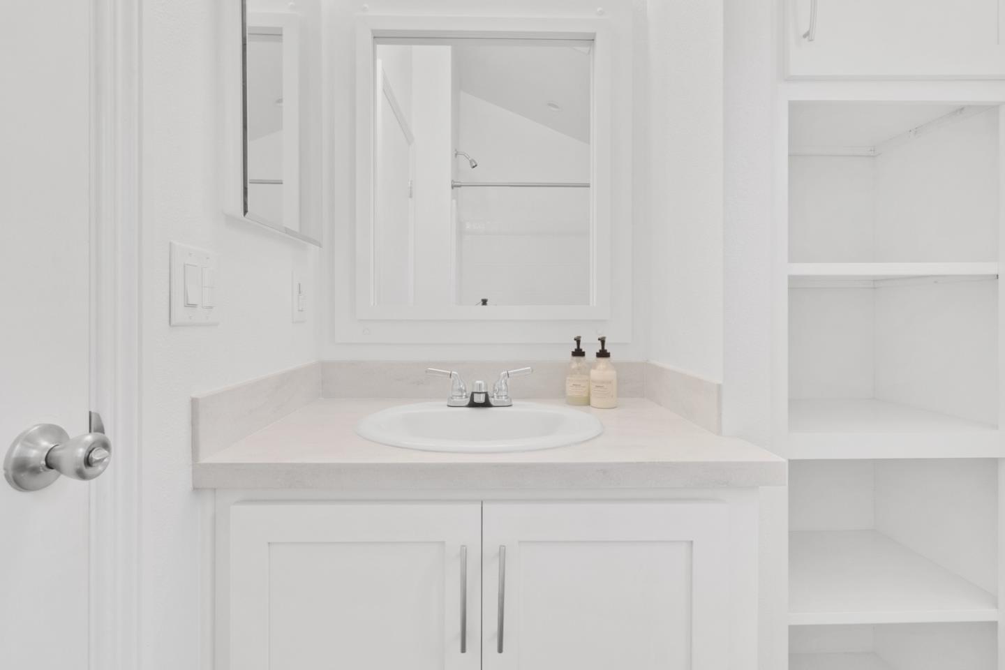 Detail Gallery Image 15 of 19 For 835 Kimball Ave #18,  Seaside,  CA 93955 - 1 Beds | 1 Baths