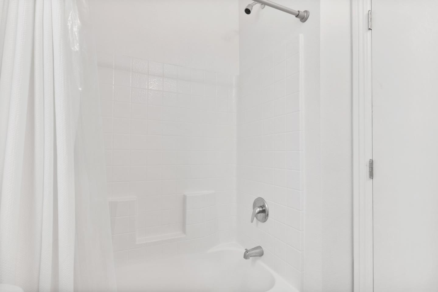 Detail Gallery Image 16 of 19 For 835 Kimball Ave #18,  Seaside,  CA 93955 - 1 Beds | 1 Baths