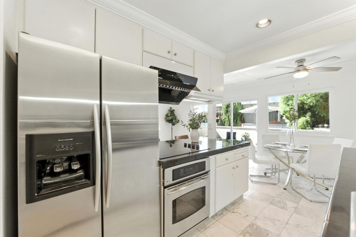 Detail Gallery Image 11 of 54 For 1898 Meridian Ave #29,  San Jose,  CA 95125 - 2 Beds | 2 Baths