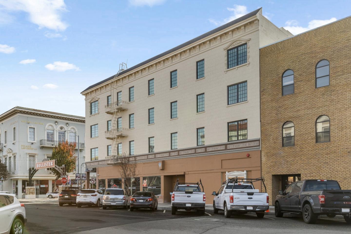 Detail Gallery Image 7 of 18 For 500 San Benito St, Hollister,  CA 95023 - – Beds | – Baths