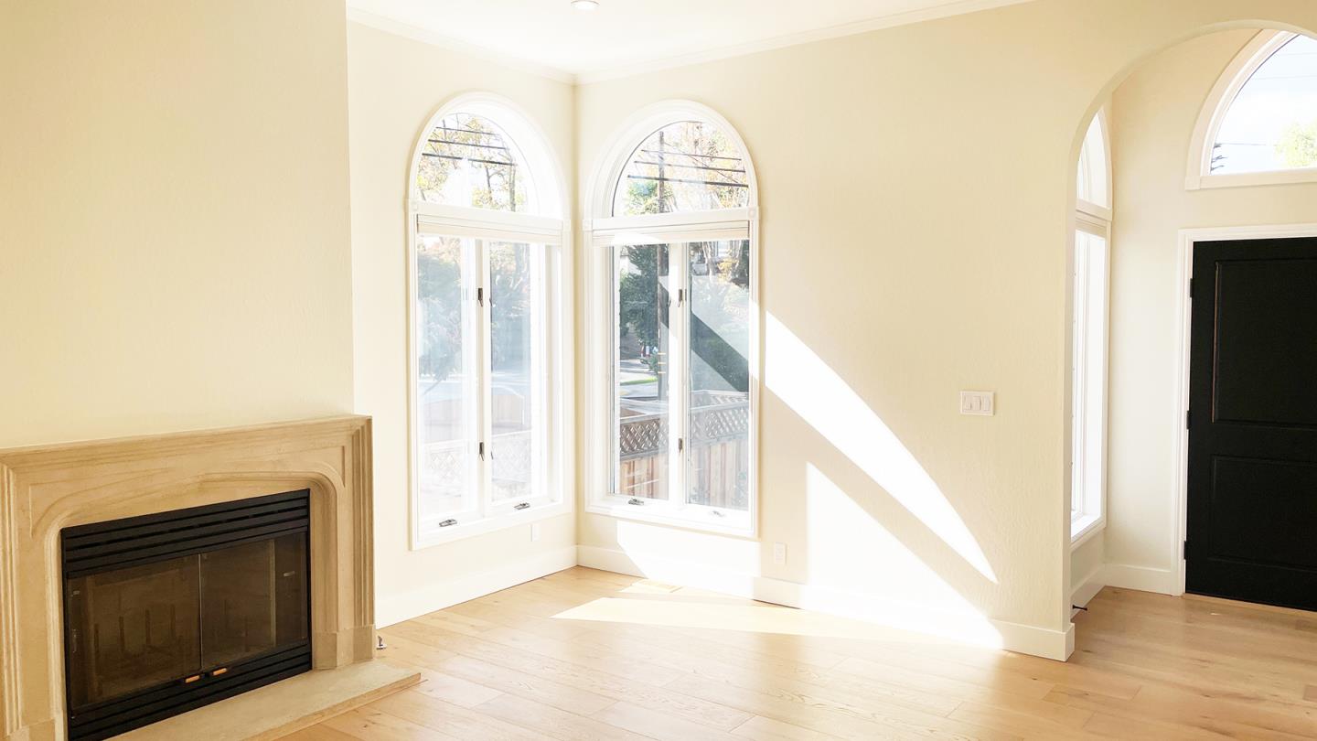 Detail Gallery Image 5 of 34 For 1911 Easton Dr, Burlingame,  CA 94010 - 3 Beds | 2/1 Baths