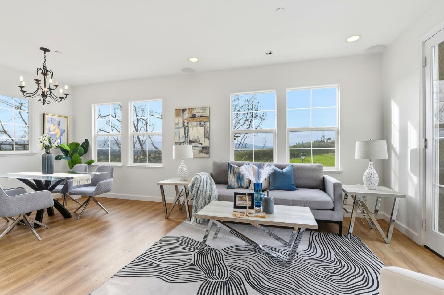 Condos For Sale in 95136 Condos