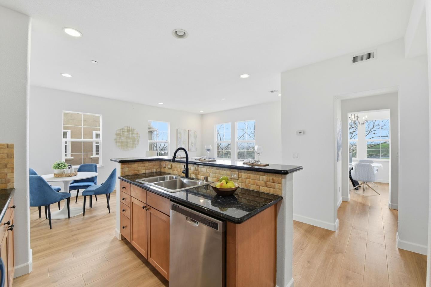 Photo #11: ML82030280 Listing: Photo #11