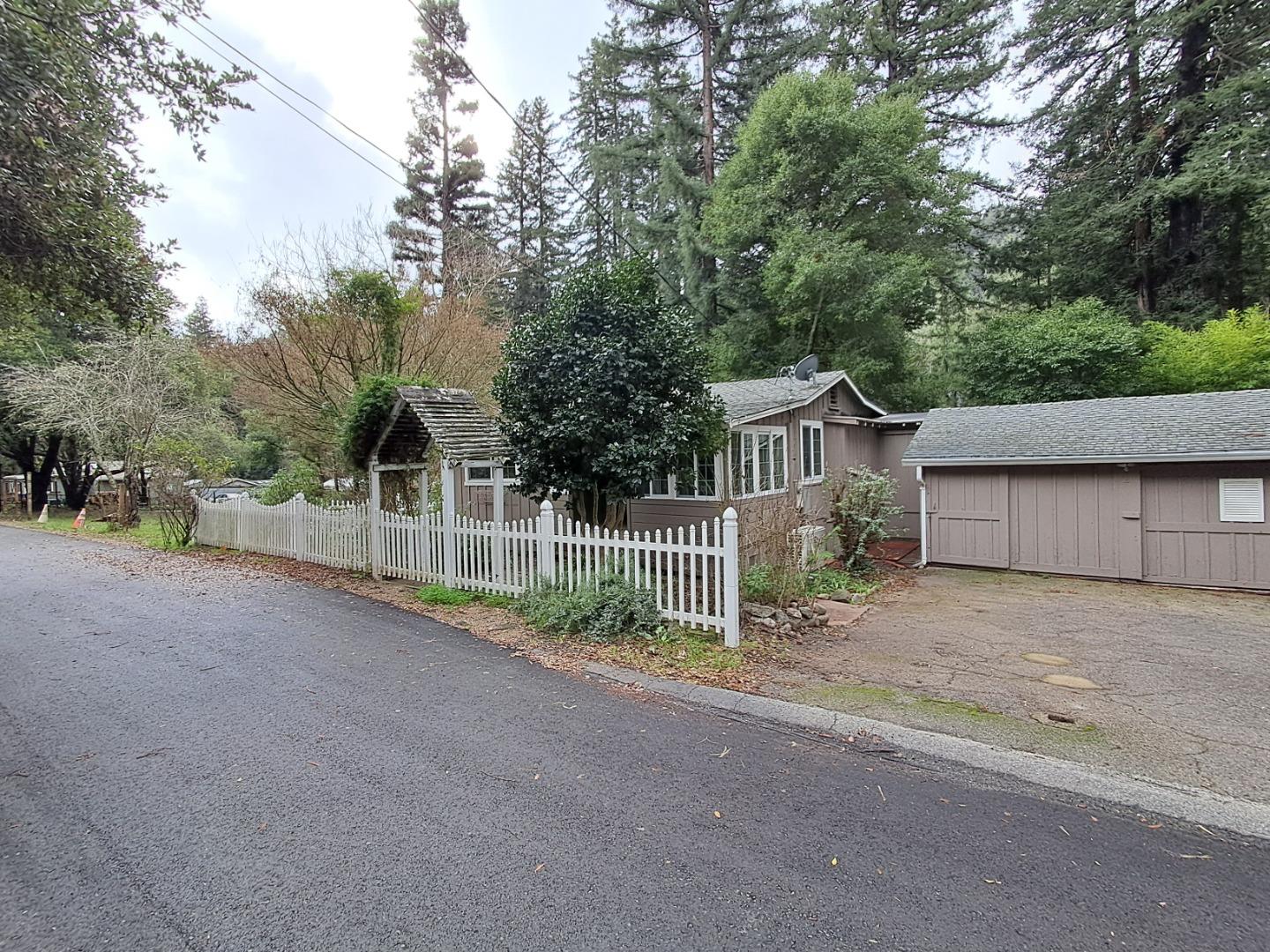 Front Image Thumbnail for ML82030281