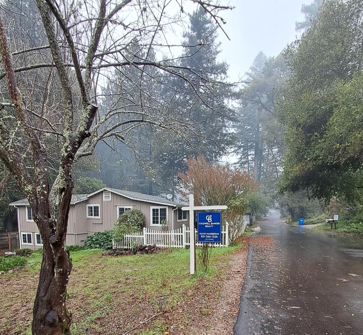 Detail Gallery Image 2 of 11 For 14505 W Park Ave, Boulder Creek,  CA 95006 - 2 Beds | 1 Baths