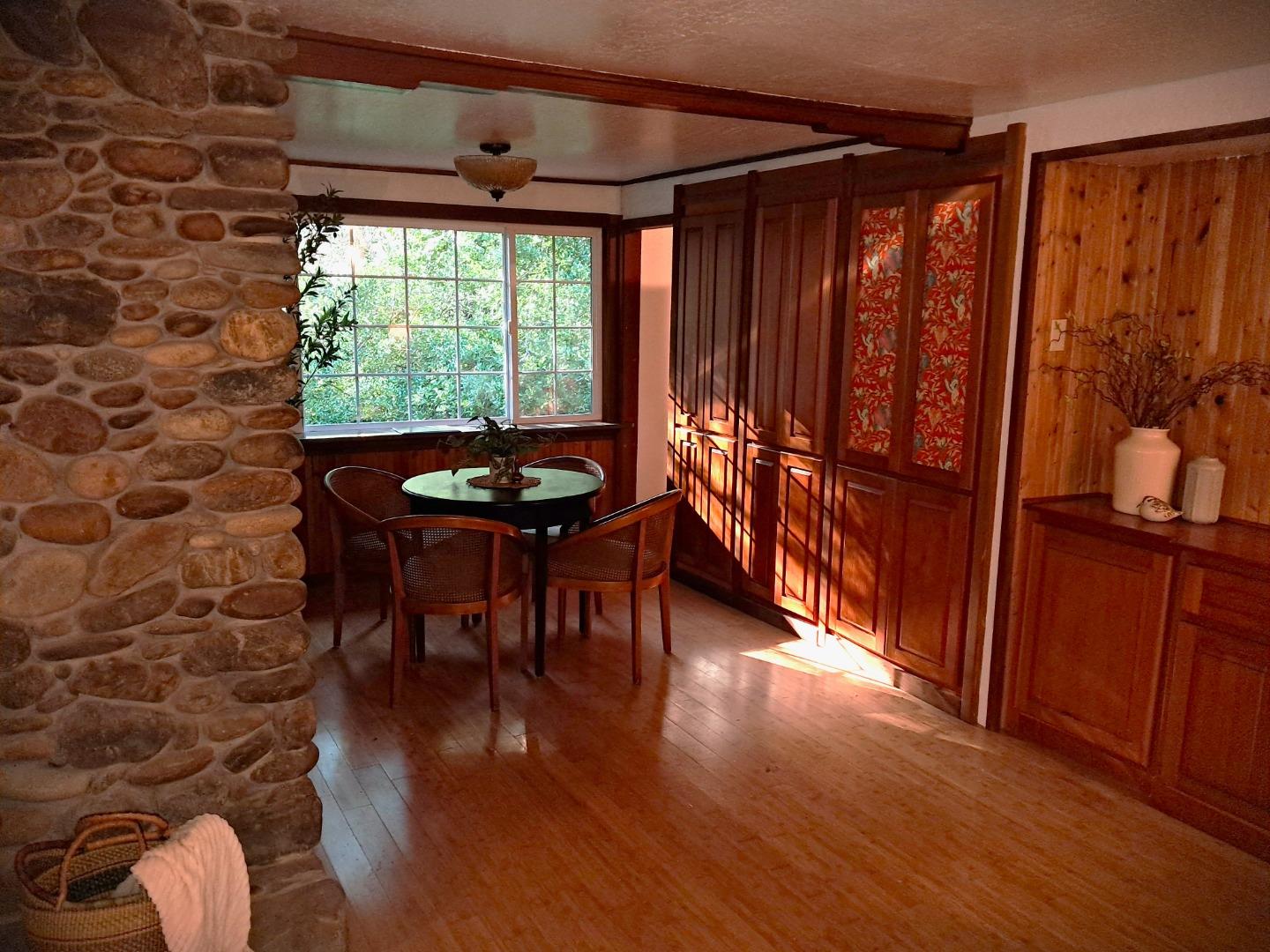 Detail Gallery Image 8 of 11 For 14505 W Park Ave, Boulder Creek,  CA 95006 - 2 Beds | 1 Baths