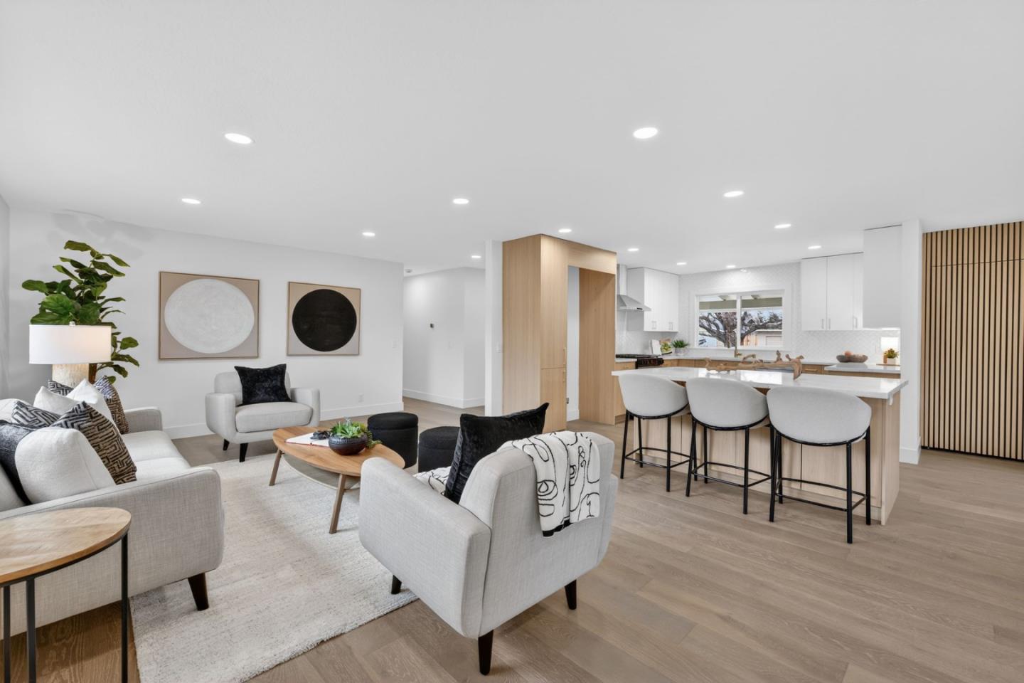 Detail Gallery Image 10 of 61 For 1806 Kirklyn Dr, San Jose,  CA 95124 - 4 Beds | 2/1 Baths