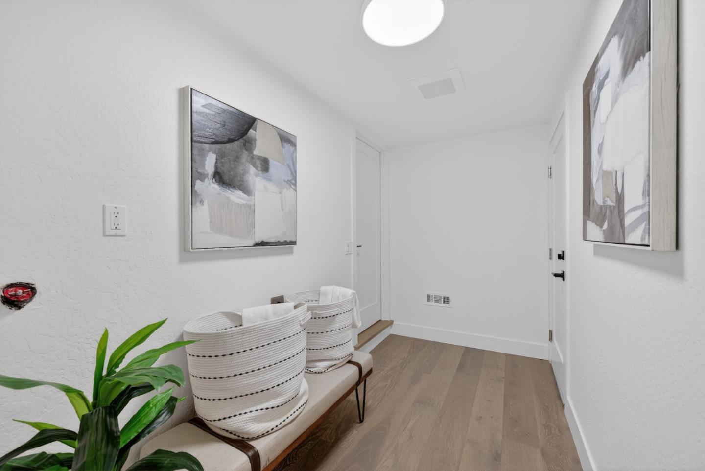 Detail Gallery Image 24 of 61 For 1806 Kirklyn Dr, San Jose,  CA 95124 - 4 Beds | 2/1 Baths