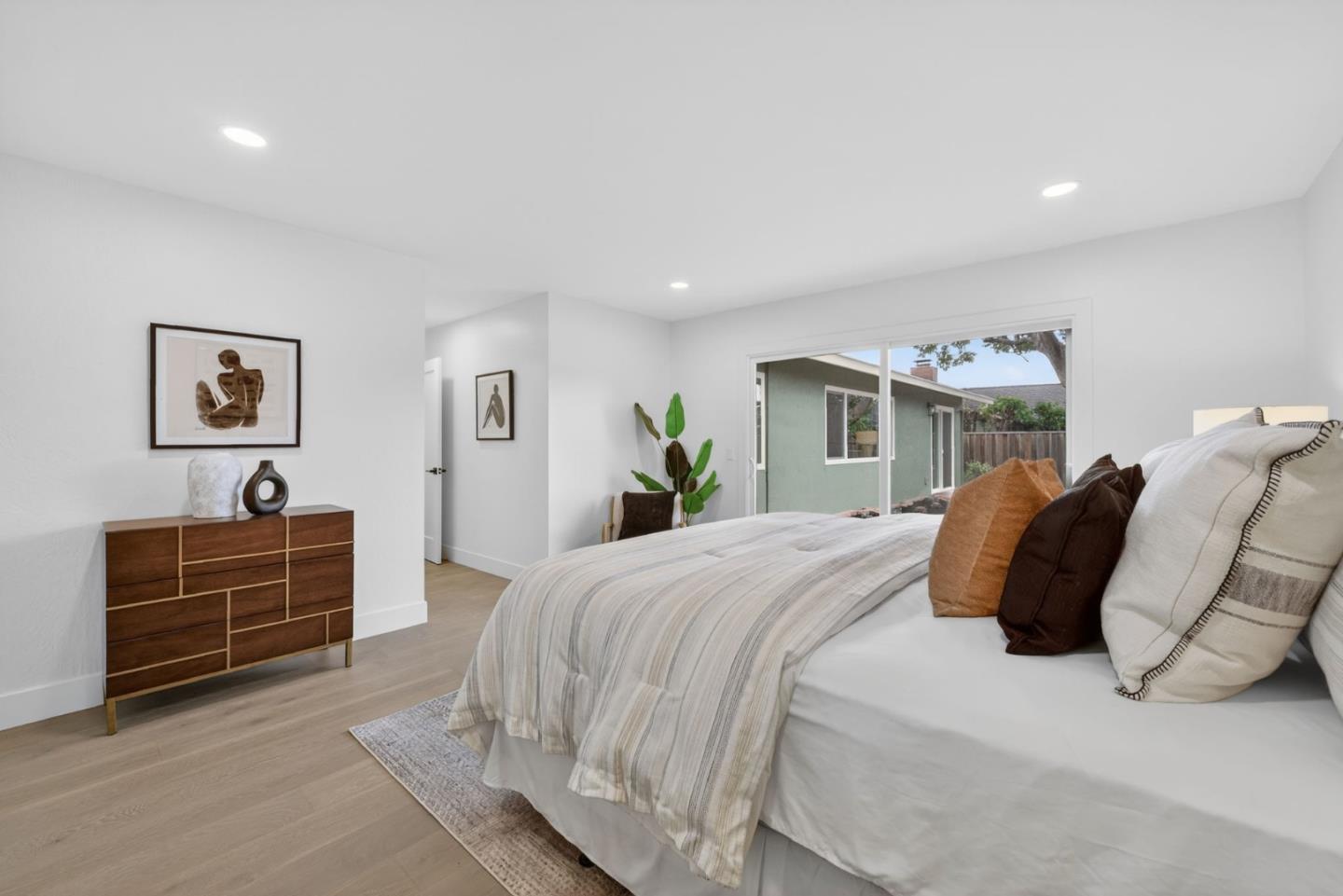 Detail Gallery Image 41 of 61 For 1806 Kirklyn Dr, San Jose,  CA 95124 - 4 Beds | 2/1 Baths