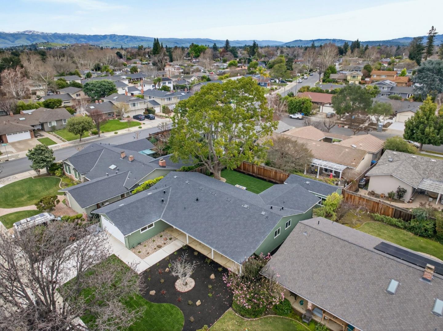 Detail Gallery Image 57 of 61 For 1806 Kirklyn Dr, San Jose,  CA 95124 - 4 Beds | 2/1 Baths