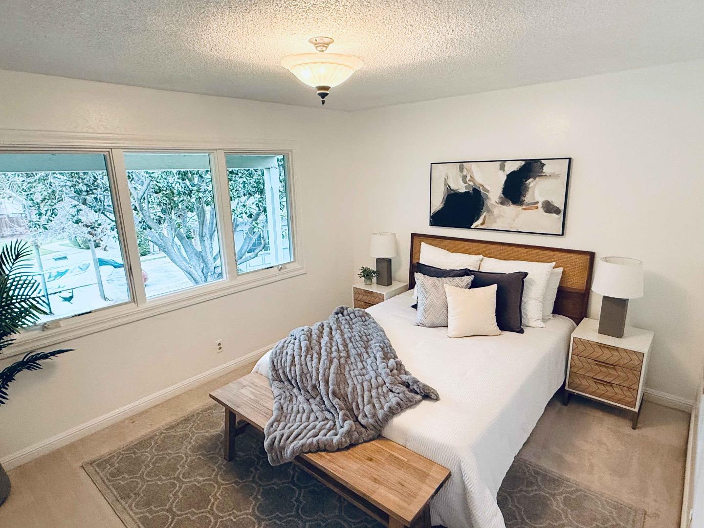 Detail Gallery Image 18 of 25 For 3575 Wellesley Ct, Mountain View,  CA 94040 - 4 Beds | 2/1 Baths