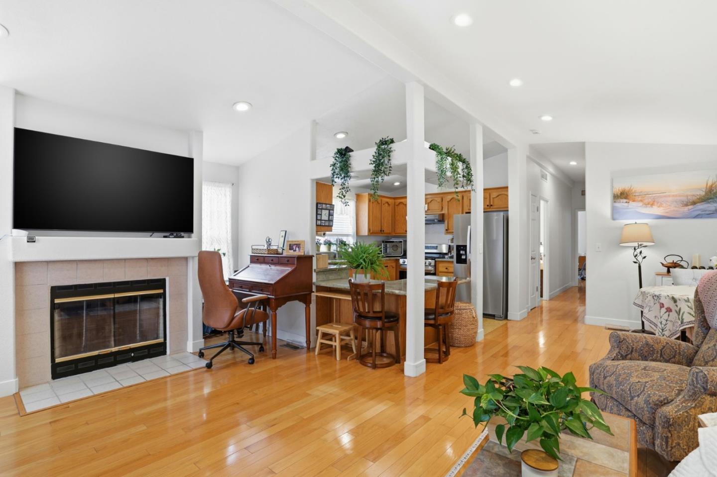 Detail Gallery Image 10 of 31 For 433 Sylvan Ave #120,  Mountain View,  CA 94041 - 2 Beds | 2 Baths