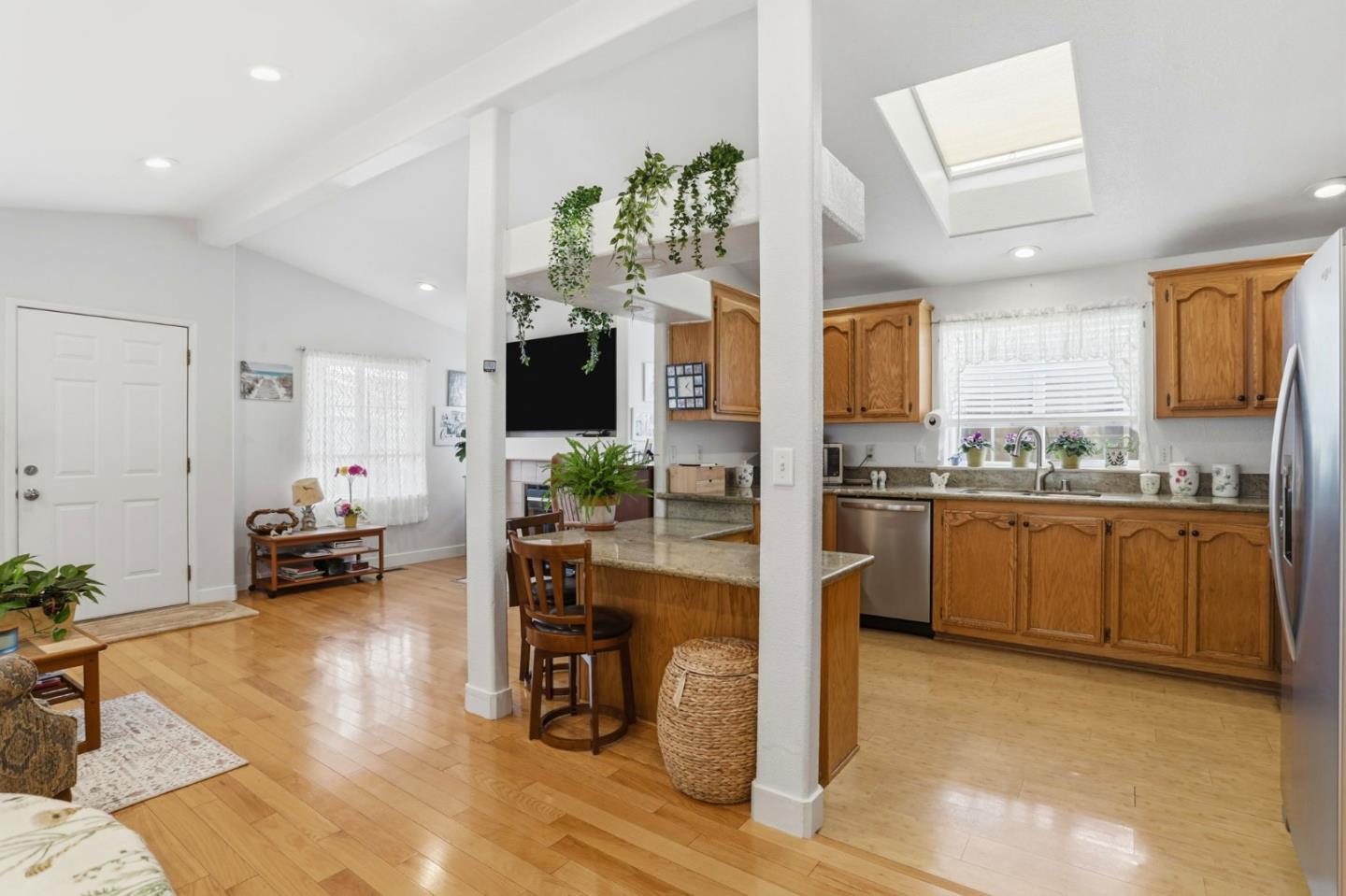 Detail Gallery Image 16 of 31 For 433 Sylvan Ave #120,  Mountain View,  CA 94041 - 2 Beds | 2 Baths