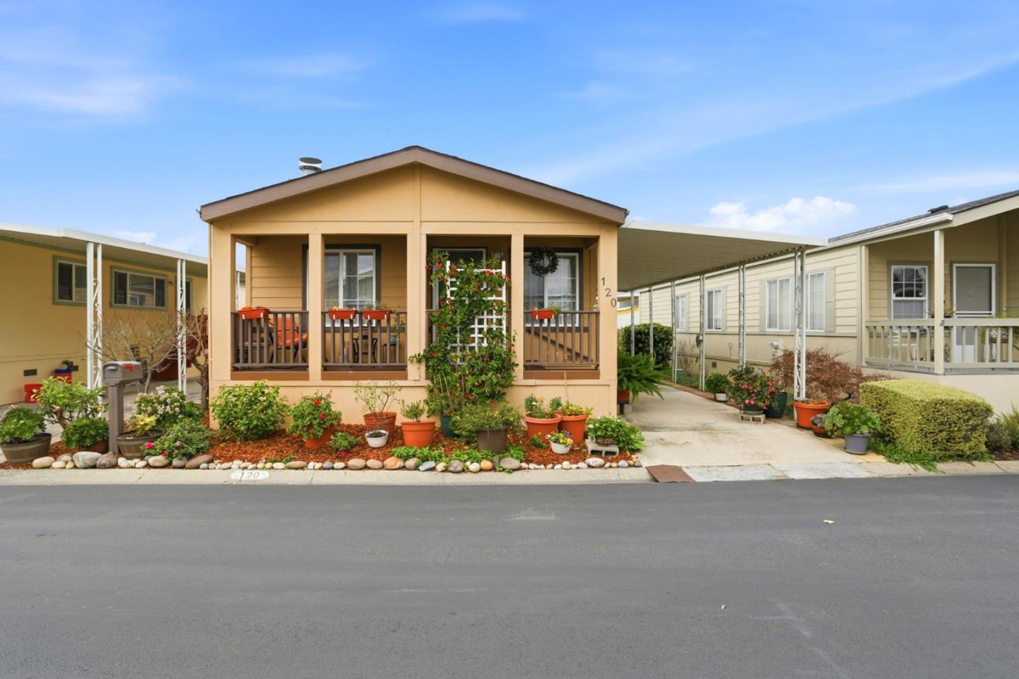 27957 Pueblo Serena, Hayward, CA, 94545