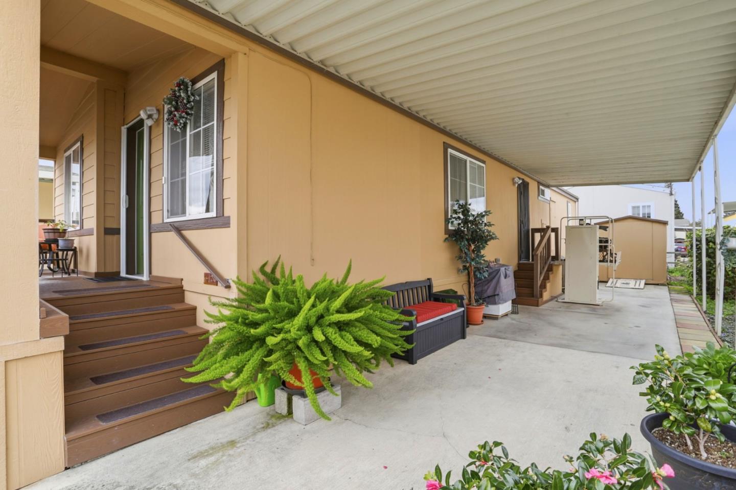 Detail Gallery Image 5 of 31 For 433 Sylvan Ave #120,  Mountain View,  CA 94041 - 2 Beds | 2 Baths