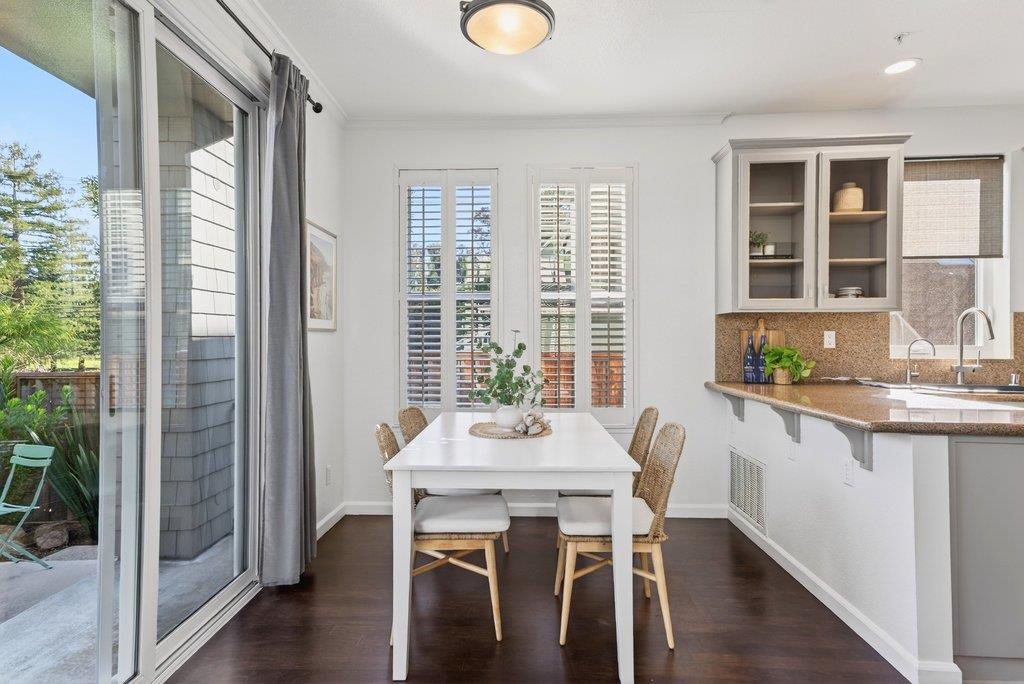 Detail Gallery Image 13 of 52 For 1055 Nobel Dr, Santa Cruz,  CA 95060 - 2 Beds | 2/1 Baths