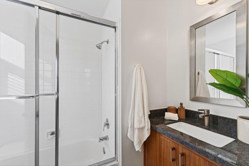 Detail Gallery Image 32 of 52 For 1055 Nobel Dr, Santa Cruz,  CA 95060 - 2 Beds | 2/1 Baths