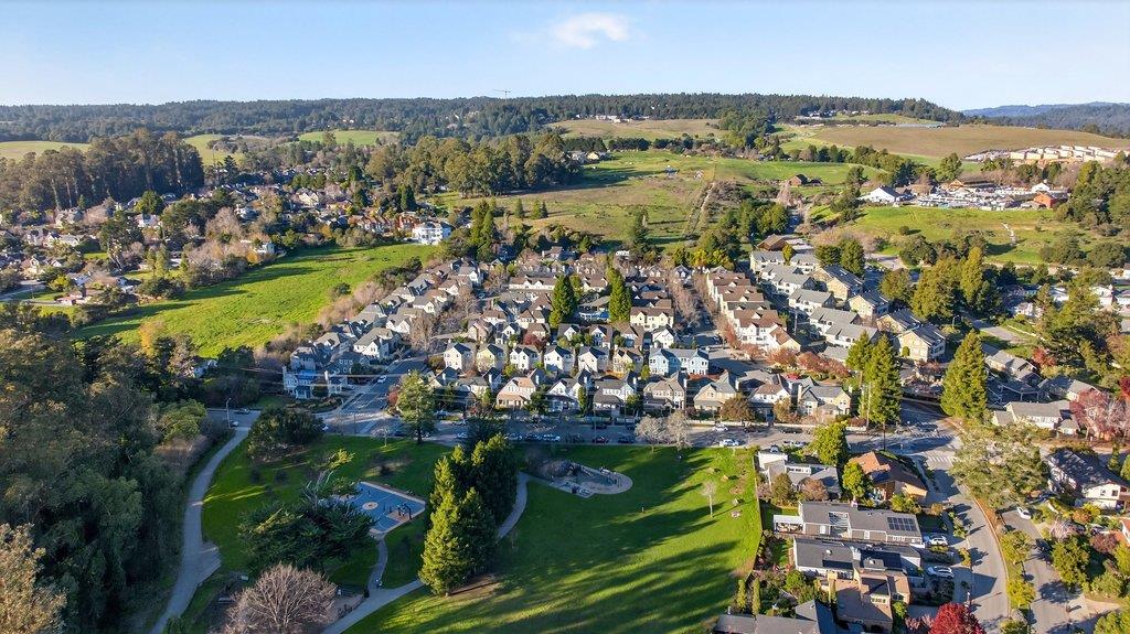 Detail Gallery Image 36 of 52 For 1055 Nobel Dr, Santa Cruz,  CA 95060 - 2 Beds | 2/1 Baths