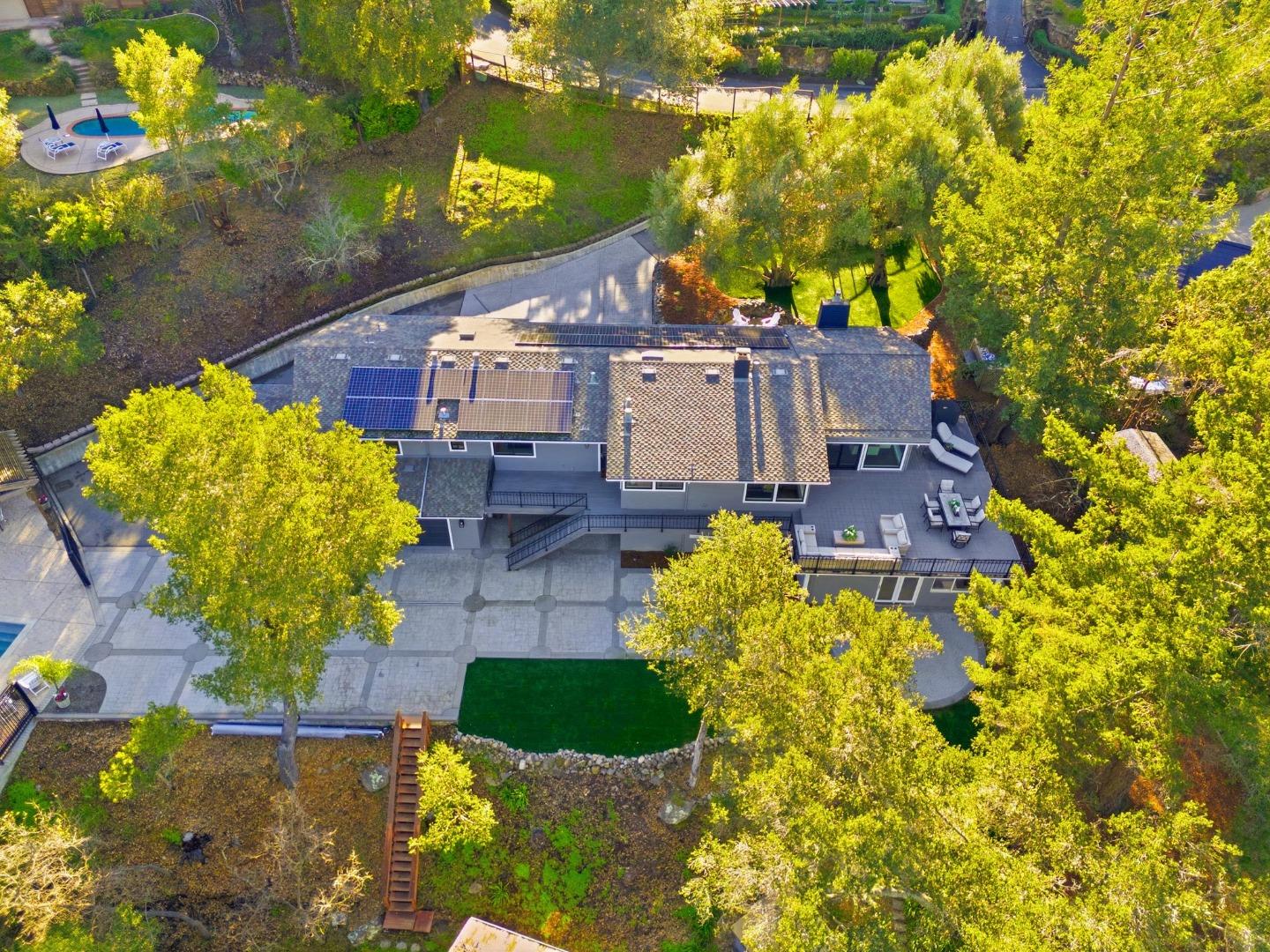 Detail Gallery Image 5 of 78 For 108 Teresita Way, Los Gatos,  CA 95032 - 5 Beds | 4 Baths