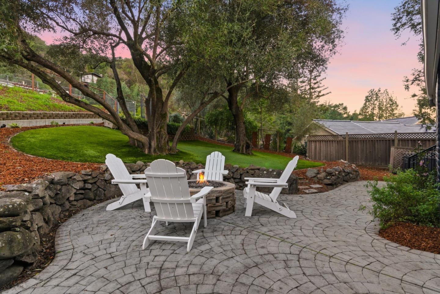 Detail Gallery Image 7 of 78 For 108 Teresita Way, Los Gatos,  CA 95032 - 5 Beds | 4 Baths