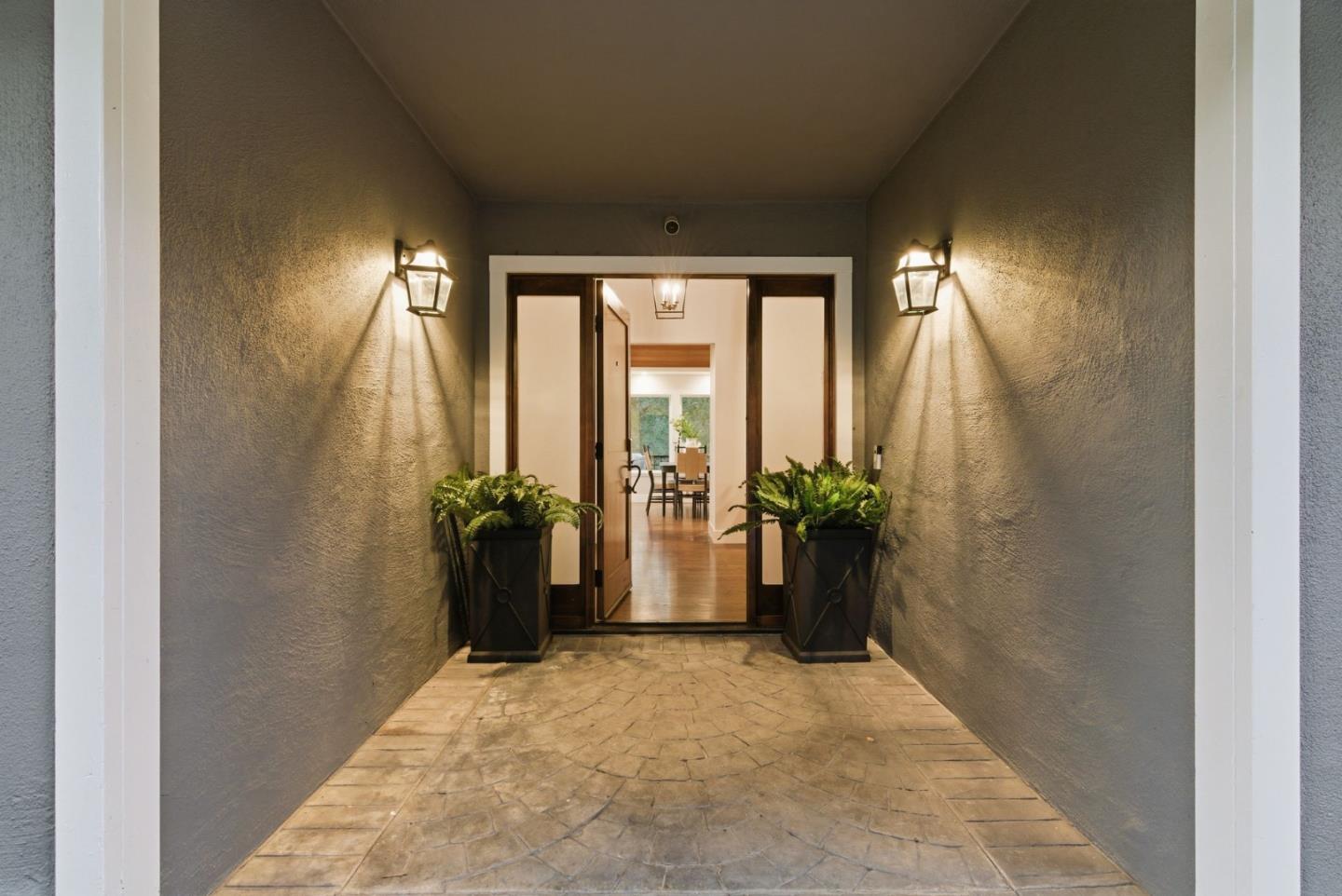 Detail Gallery Image 8 of 78 For 108 Teresita Way, Los Gatos,  CA 95032 - 5 Beds | 4 Baths