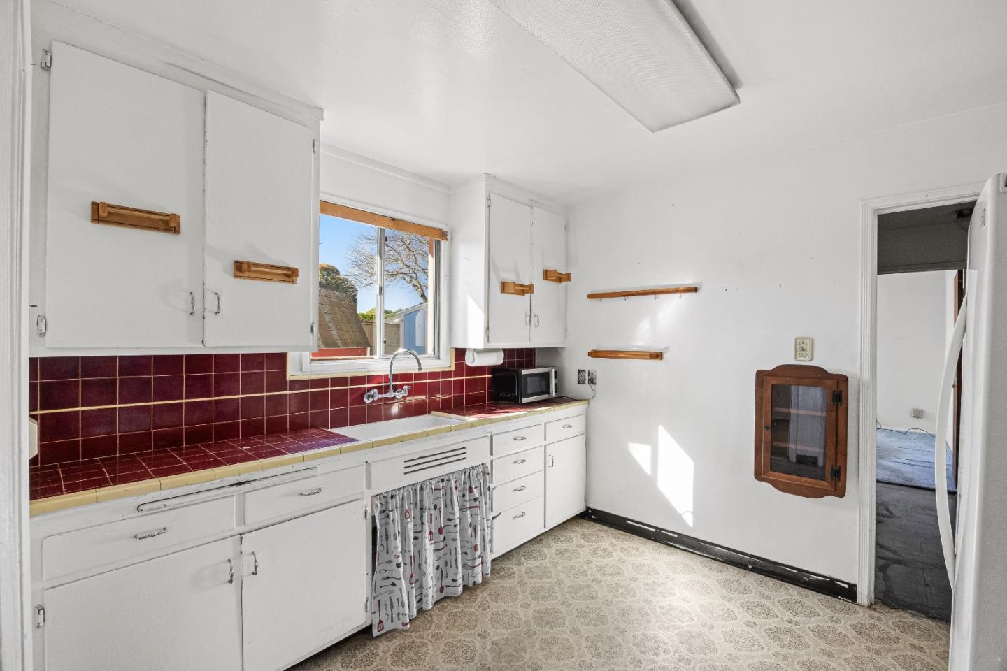 Detail Gallery Image 18 of 40 For 400 Patricia Ave, San Mateo,  CA 94401 - 3 Beds | 1 Baths