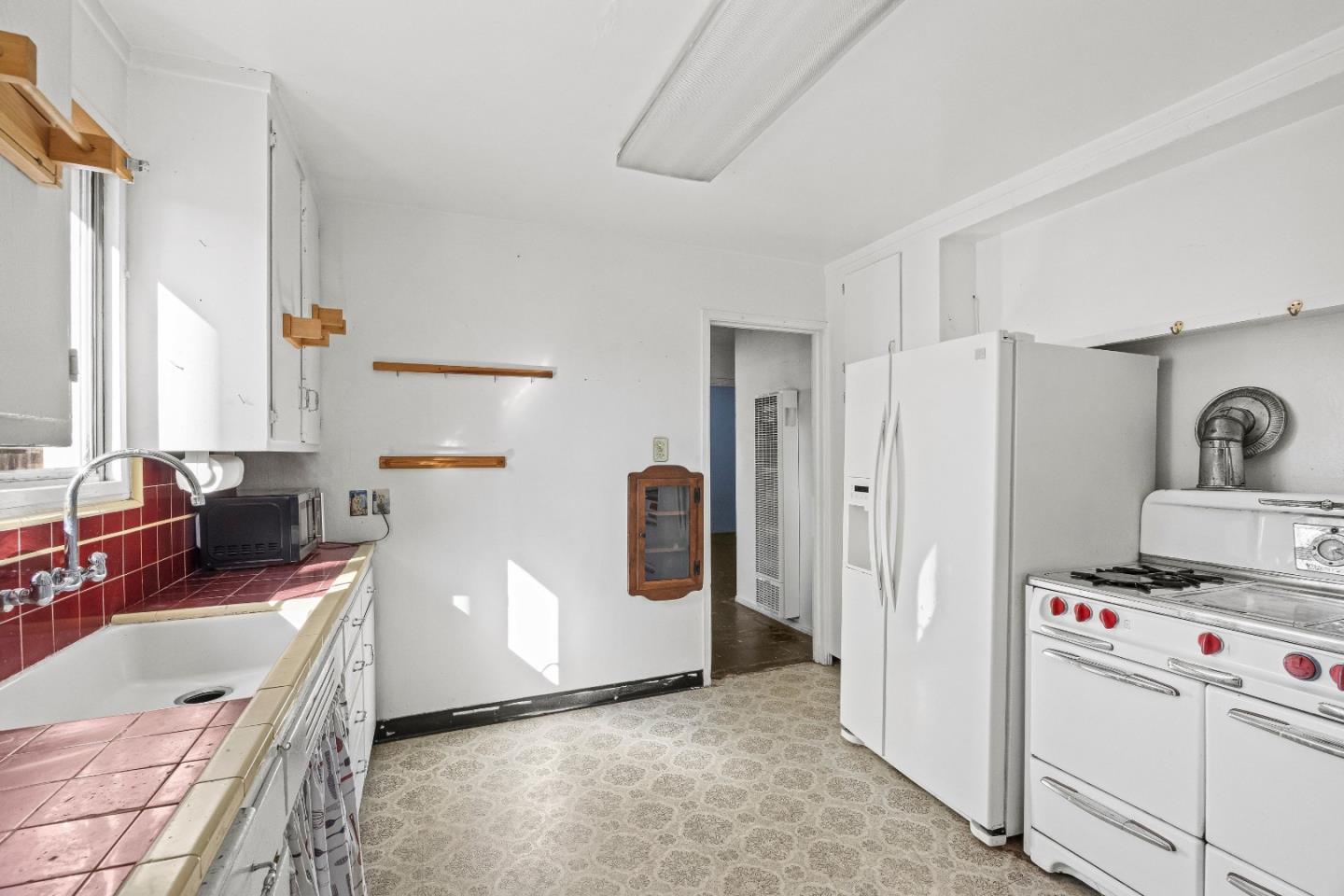 Detail Gallery Image 19 of 40 For 400 Patricia Ave, San Mateo,  CA 94401 - 3 Beds | 1 Baths