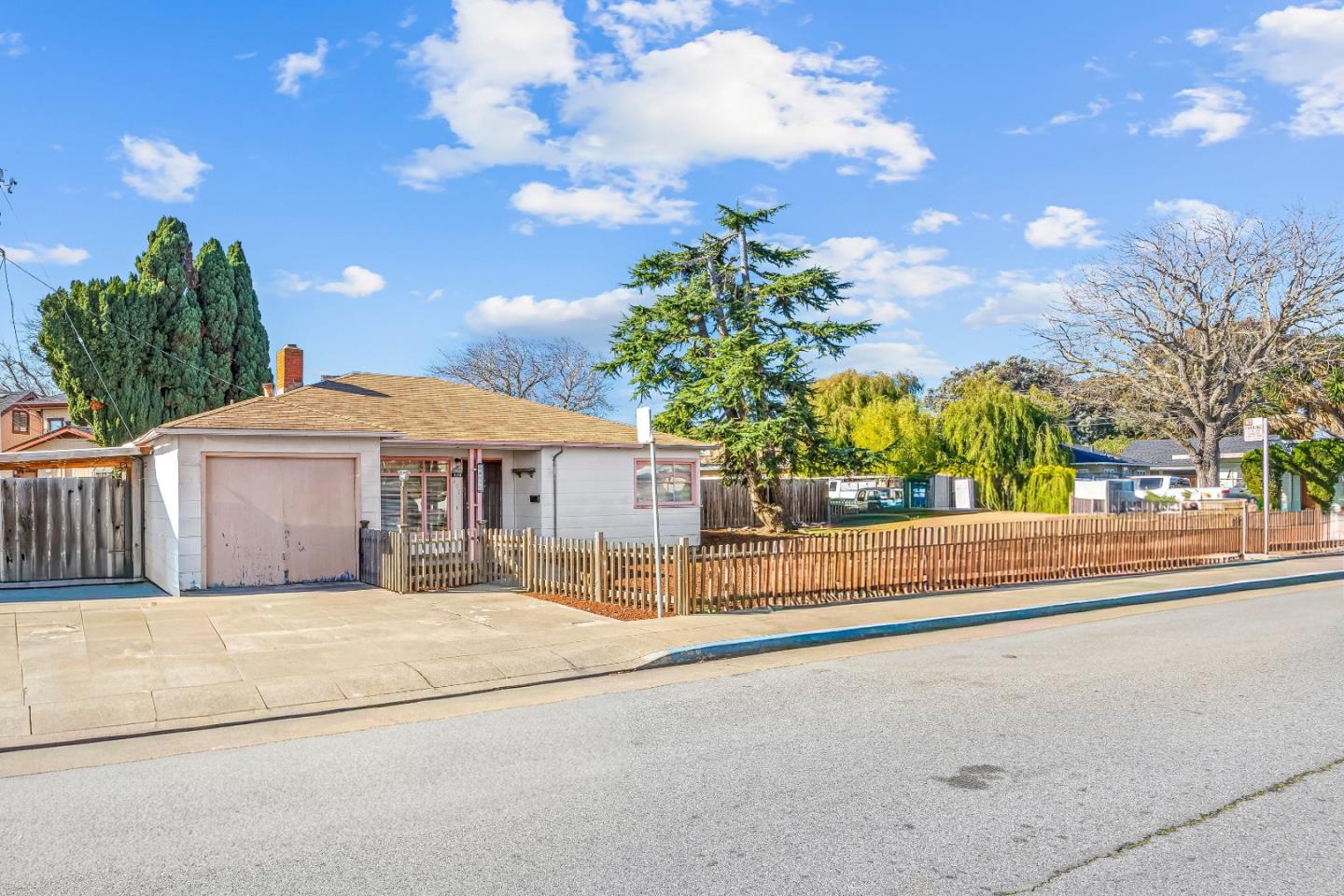 Detail Gallery Image 2 of 40 For 400 Patricia Ave, San Mateo,  CA 94401 - 3 Beds | 1 Baths