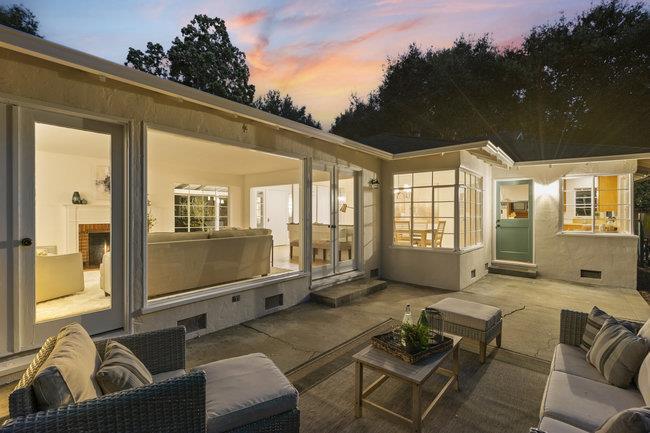 Detail Gallery Image 2 of 11 For Address Not Disclosed, Menlo Park,  CA 94025 - 3 Beds | 2 Baths