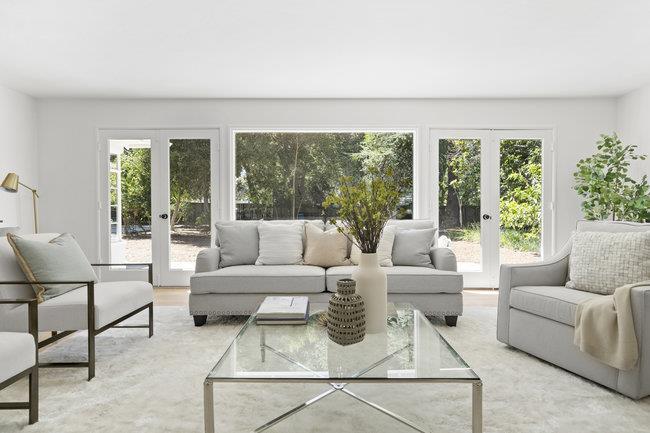 Detail Gallery Image 4 of 11 For Address Not Disclosed, Menlo Park,  CA 94025 - 3 Beds | 2 Baths