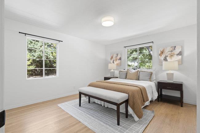 Detail Gallery Image 7 of 11 For Address Not Disclosed, Menlo Park,  CA 94025 - 3 Beds | 2 Baths