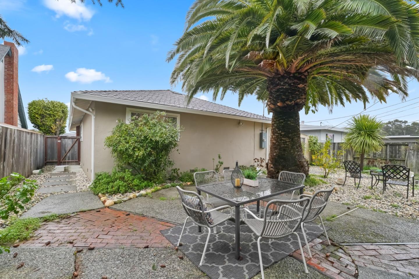 Detail Gallery Image 20 of 21 For 2255 Hamilton Ave, San Bruno,  CA 94066 - 4 Beds | 3 Baths