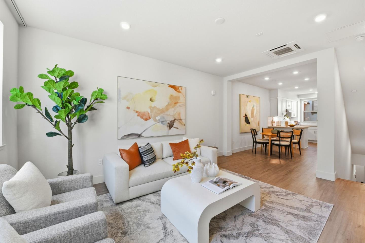 Photo #4: ML82030296 Listing: Photo #4