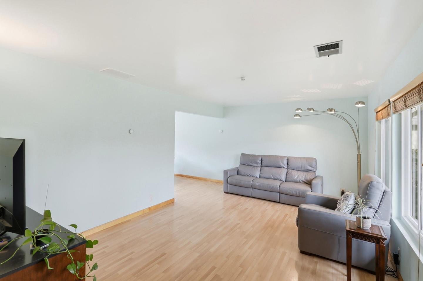 Photo #15: ML82030299 Listing: Photo #15