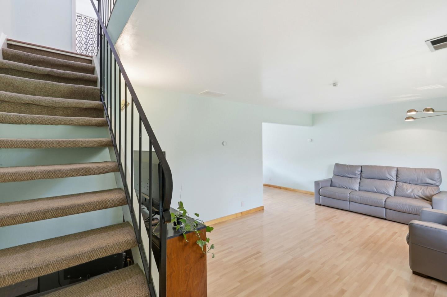 Photo #17: ML82030299 Listing: Photo #17