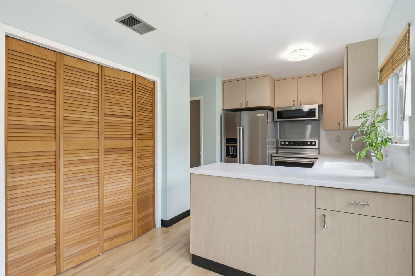 Photo #7: ML82030299 Listing: Photo #7