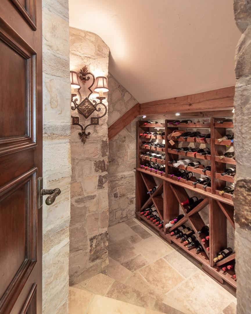 Detail Gallery Image 20 of 28 For 1433 Lisbon Ln, Pebble Beach,  CA 93953 - 3 Beds | 4/1 Baths