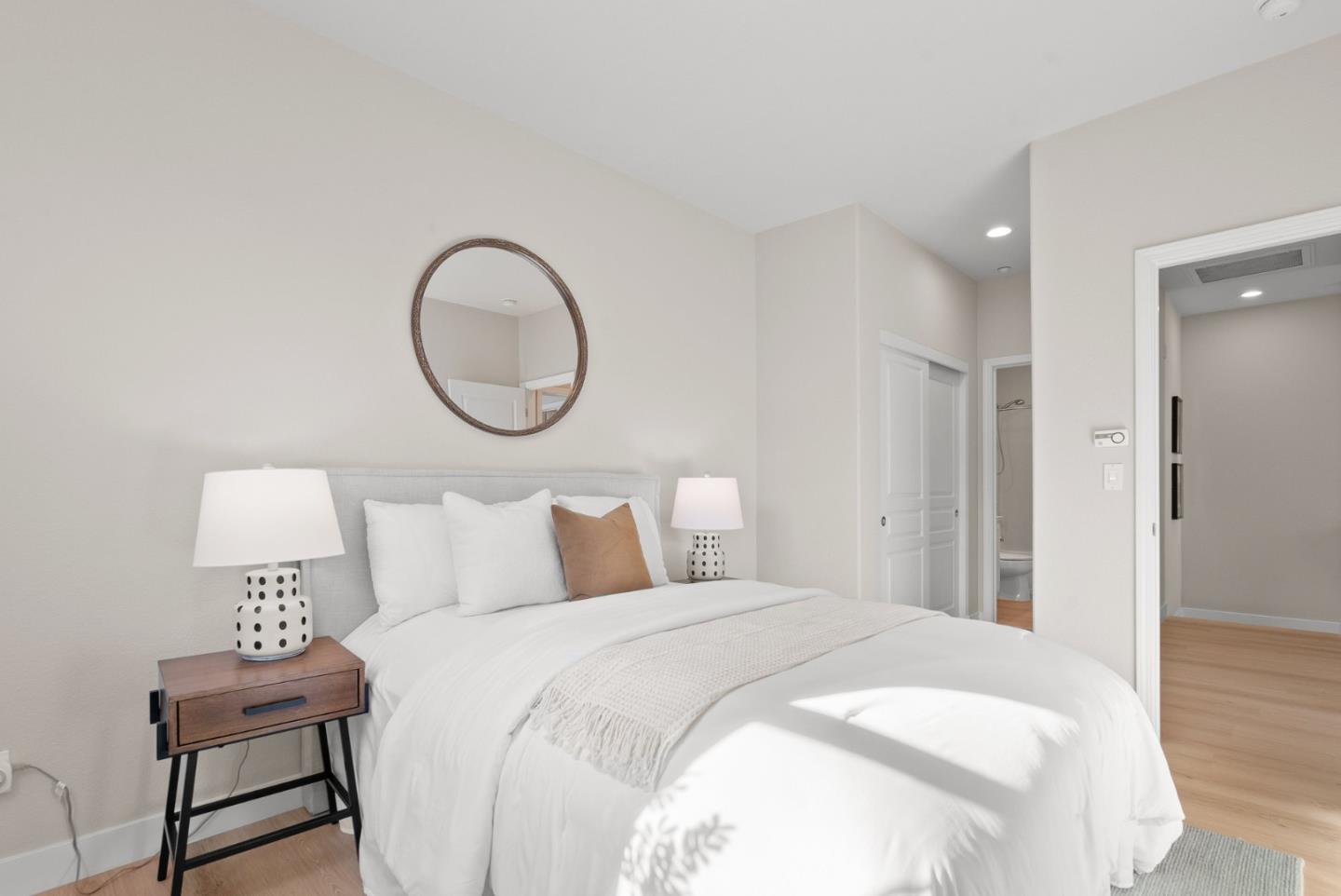 Detail Gallery Image 33 of 47 For 171 Cameron Dr, Mountain View,  CA 94043 - 2 Beds | 2/1 Baths