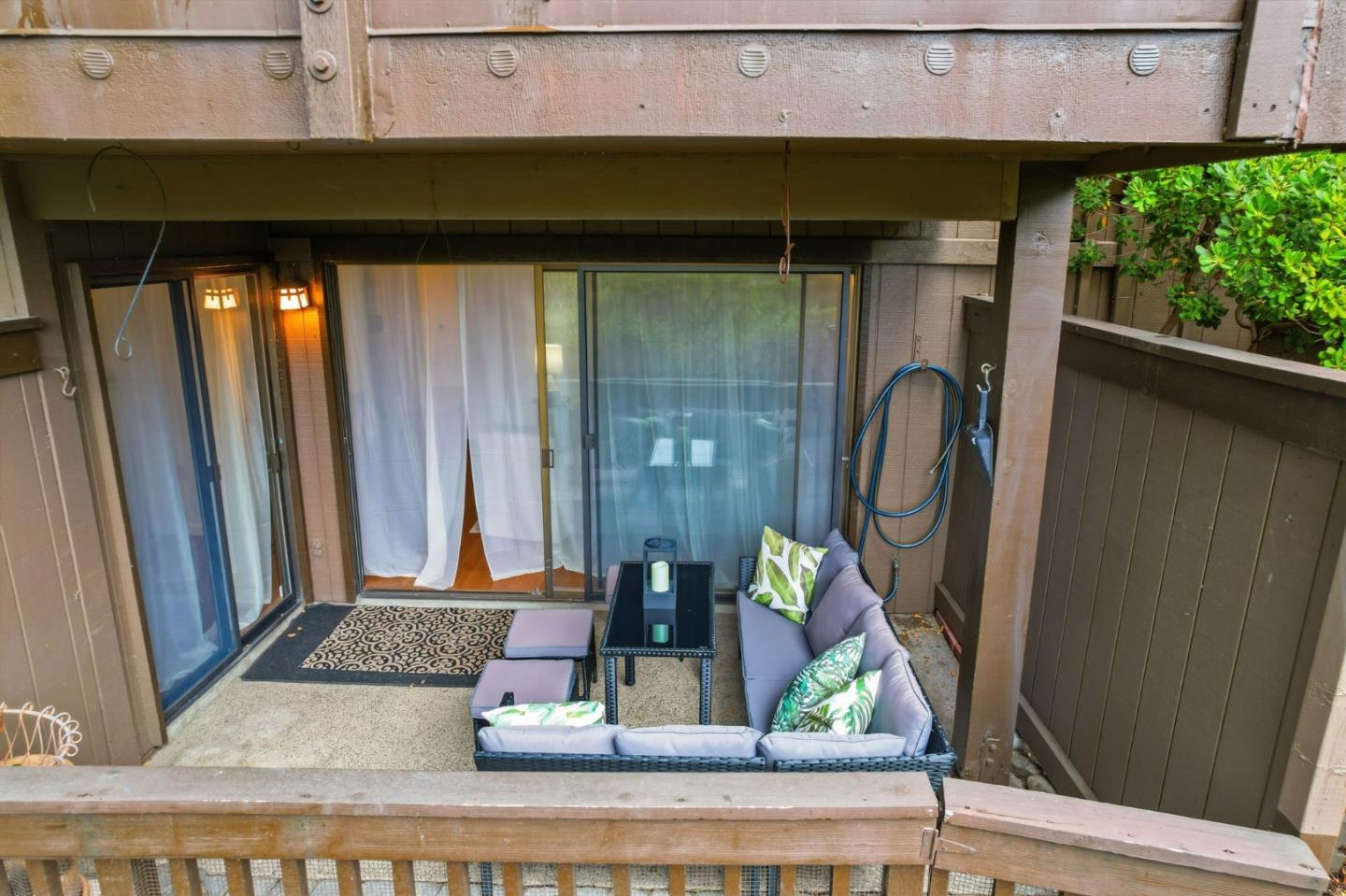 Detail Gallery Image 28 of 38 For 3387 Brittan Ave #2,  San Carlos,  CA 94070 - 2 Beds | 2 Baths