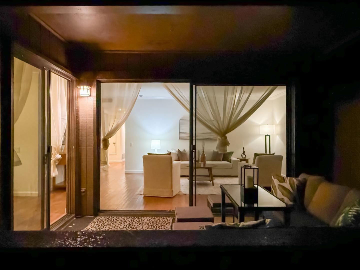 Detail Gallery Image 29 of 38 For 3387 Brittan Ave #2,  San Carlos,  CA 94070 - 2 Beds | 2 Baths