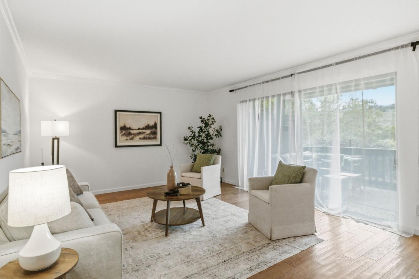 Detail Gallery Image 6 of 38 For 3387 Brittan Ave #2,  San Carlos,  CA 94070 - 2 Beds | 2 Baths