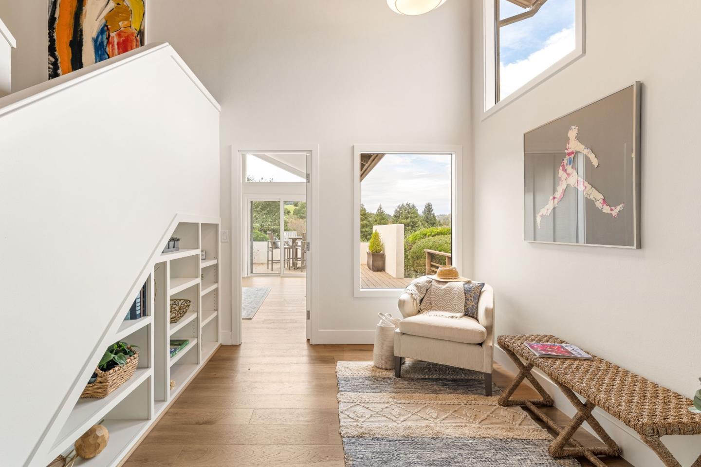 Detail Gallery Image 12 of 38 For 9583 Redwood Ct, Carmel,  CA 93923 - 3 Beds | 3/1 Baths