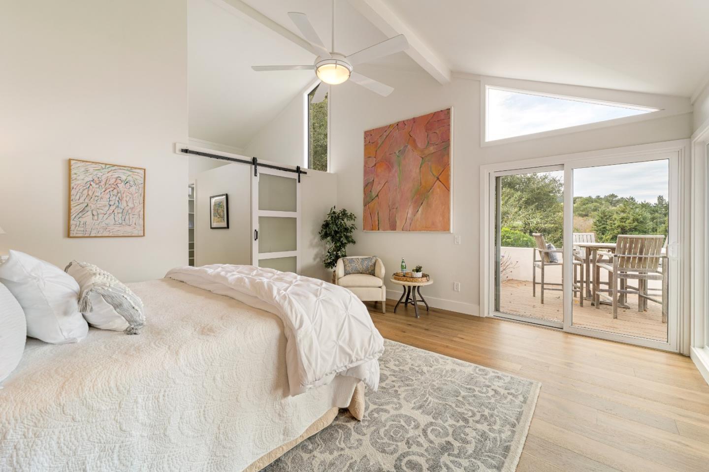 Detail Gallery Image 14 of 38 For 9583 Redwood Ct, Carmel,  CA 93923 - 3 Beds | 3/1 Baths